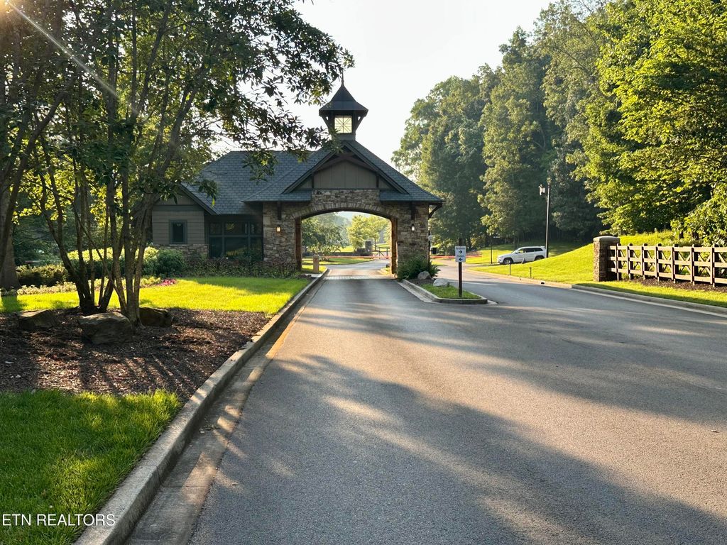 Photo of 551 Firefly Drive, Loudon, TN 37774 (MLS # 1340730)