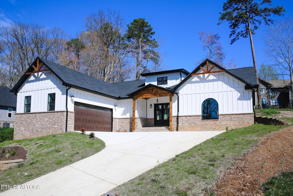 Photo of 149 Kawga Way, Loudon, TN 37774 (MLS # 1297247)