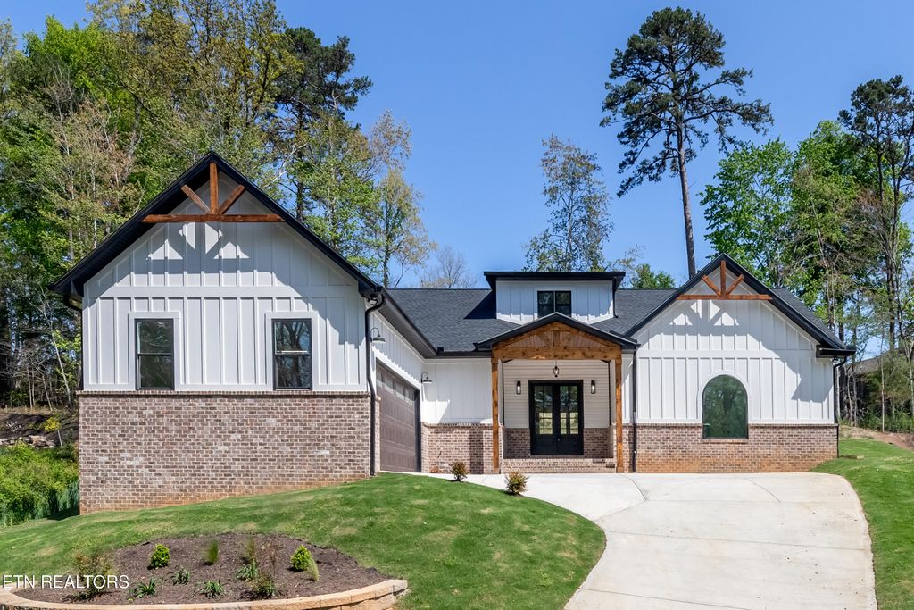 Photo of 149 Kawga Way, Loudon, TN 37774 (MLS # 1297247)