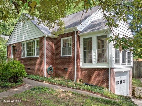 Tiny photo for 4300 Fulton Drive, Knoxville, TN 37918 (MLS # 1349958)