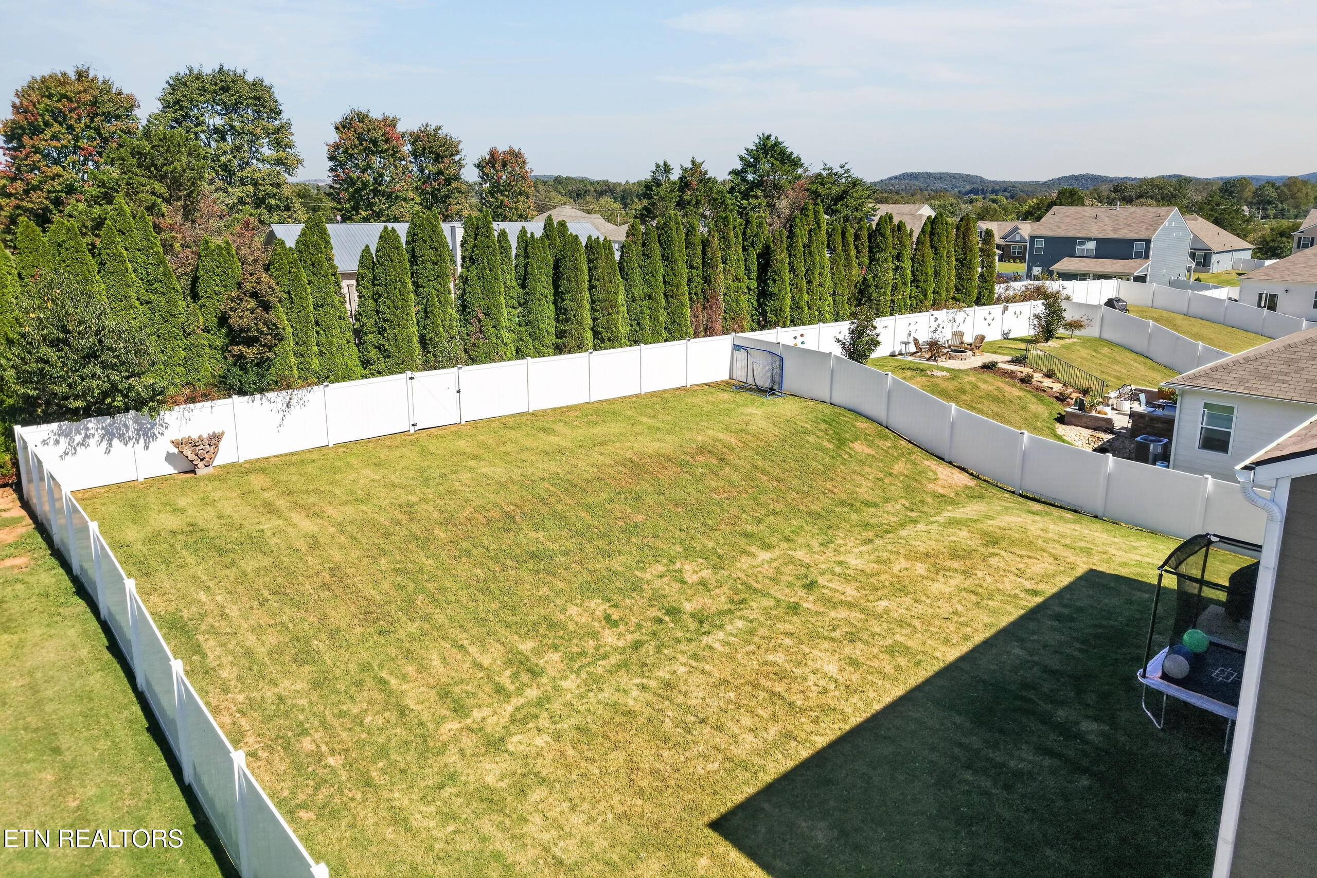 218 Crossgrain Rd