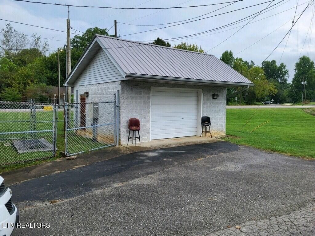 Photo of 9100 Crossville Hwy, Sparta, TN 38583 (MLS # 1306551)