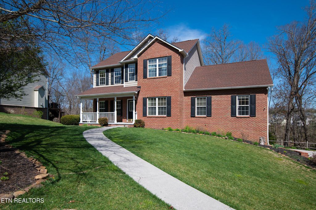 Photo of 1722 Breezy Ridge Tr, Knoxville, TN 37922 (MLS # 1332935)