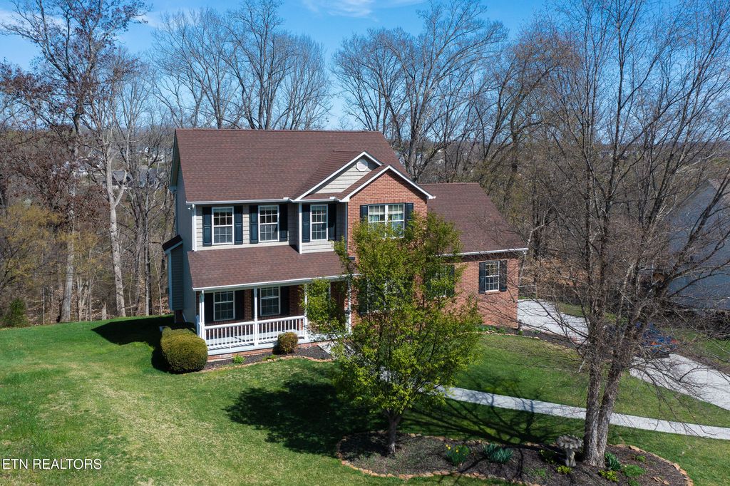 Photo of 1722 Breezy Ridge Tr, Knoxville, TN 37922 (MLS # 1332935)