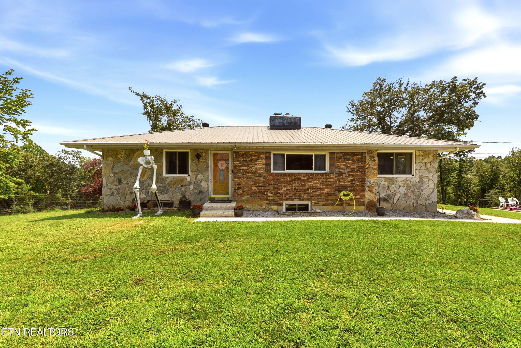798 Christenson Rd