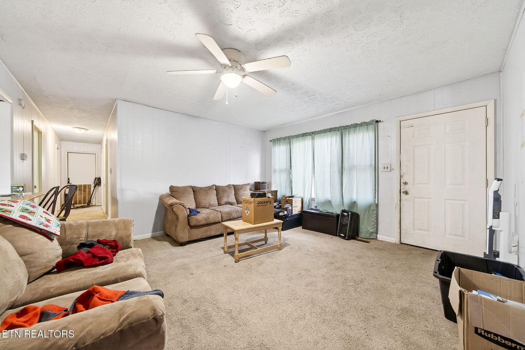 Photo of 410 Norman Drive, Crossville, TN 38571 (MLS # 1330868)