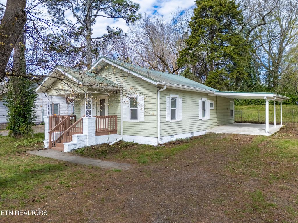 Photo of 2623 Tecoma Drive, Knoxville, TN 37917 (MLS # 1334790)