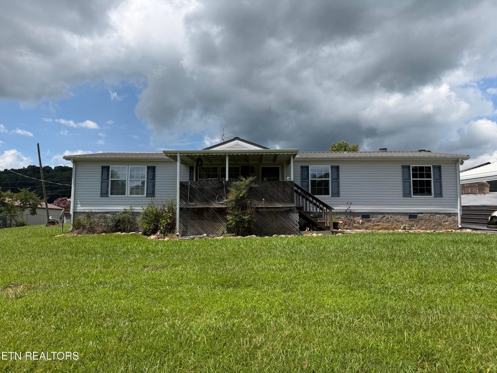 Photo of 3012 Brethren Church Rd, Baneberry, TN 37890 (MLS # 1350959)