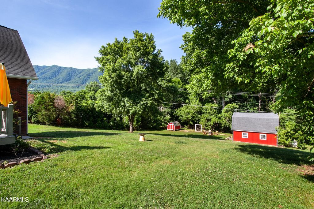 Photo of 610 Dry Valley Rd, Townsend, TN 37882 (MLS # 1233309)