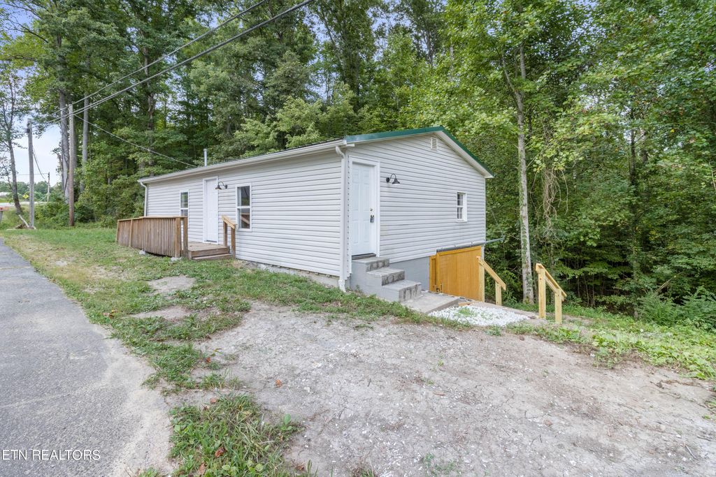 Photo of 5938 Morgan County Highway Hwy, Lancing, TN 37770 (MLS # 1275169)