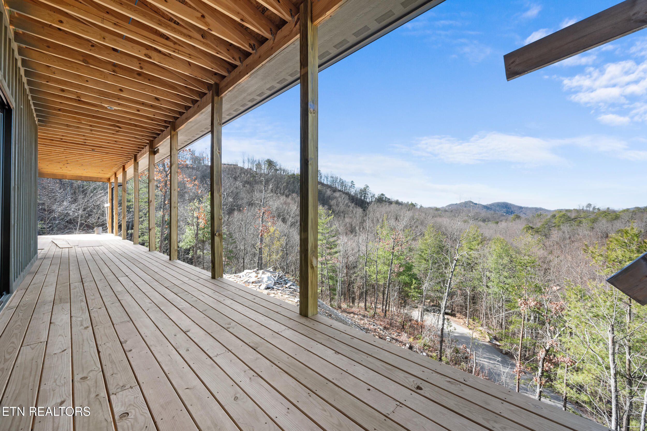 2065 Spurling Road