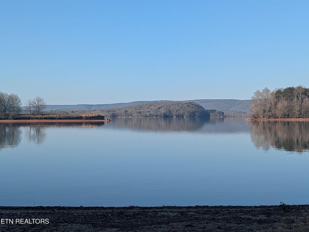 Photo of Lakewood Village Rd, Spring City, TN 37381 (MLS # 1330118)