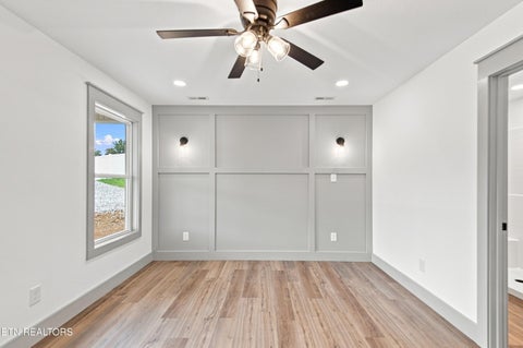 Tiny photo for 9 Blockhouse Valley Rd, Clinton, TN 37716 (MLS # 1352205)