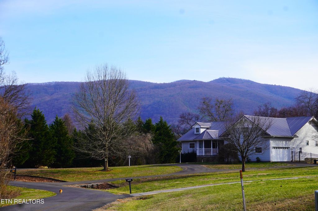 Photo of 1070 Farm Rd, Newport, TN 37821 (MLS # 1330821)
