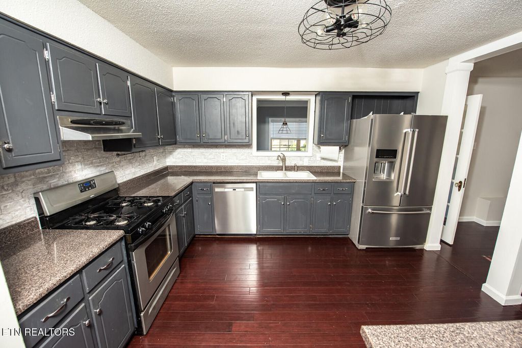 Photo of 2110 Farris Rd, Maryville, TN 37803 (MLS # 1319918)