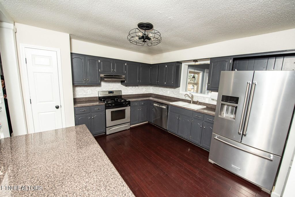 Photo of 2110 Farris Rd, Maryville, TN 37803 (MLS # 1319918)