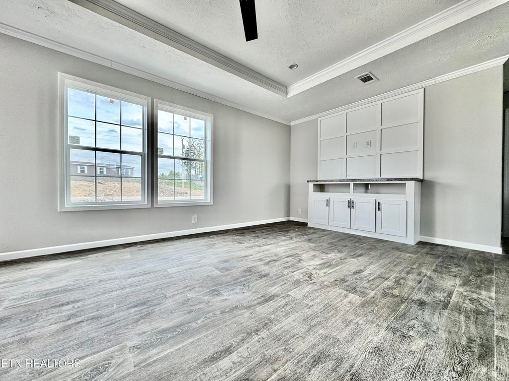 Photo of 307 Perkey Way, New Tazewell, TN 37825 (MLS # 1307705)