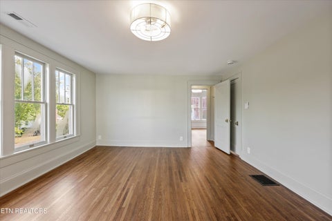 Tiny photo for 2036 Spence Place, Knoxville, TN 37920 (MLS # 1356031)