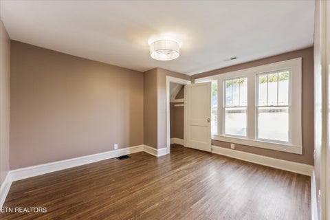 Tiny photo for 2036 Spence Place, Knoxville, TN 37920 (MLS # 1356031)