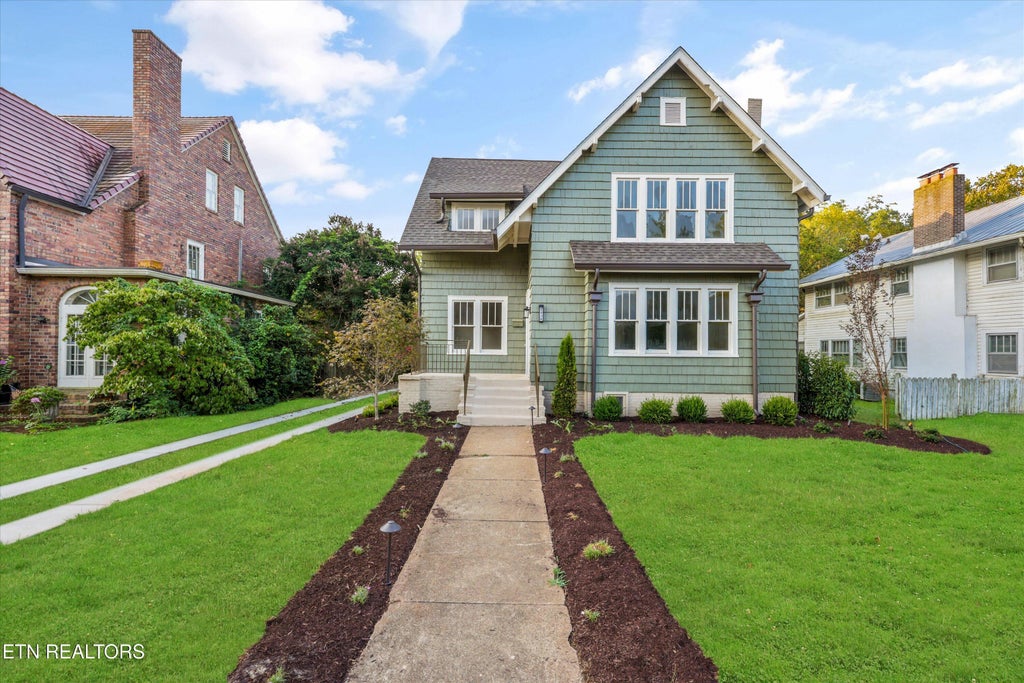 Photo of 2036 Spence Place, Knoxville, TN 37920 (MLS # 1356031)