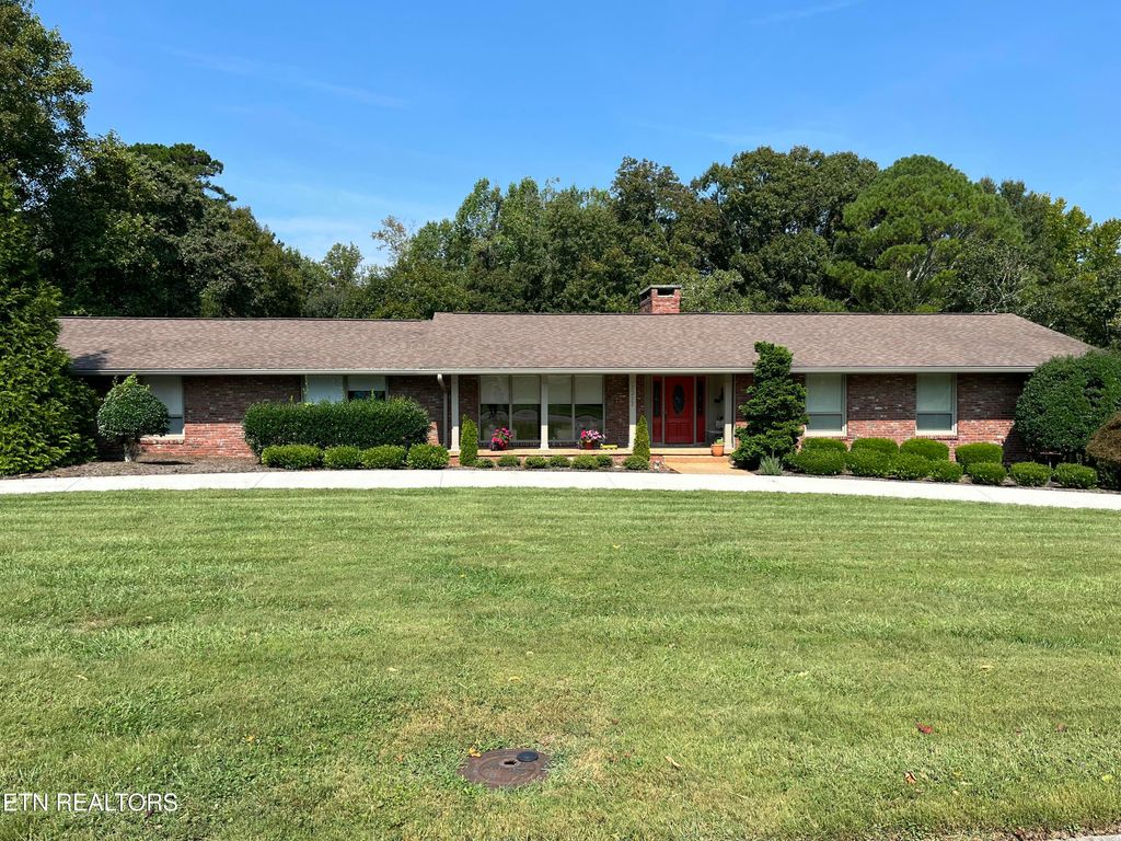Photo of 2317 Craig Cove Rd, Knoxville, TN 37919 (MLS # 1320721)