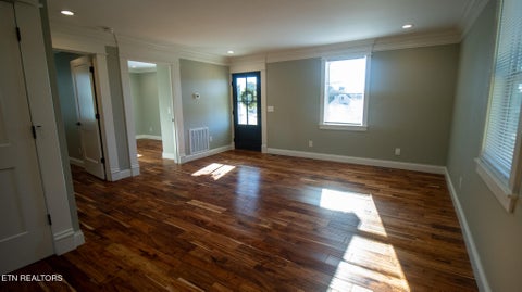 Tiny photo for 321 S Park Ave, Morristown, TN 37813 (MLS # 1359859)