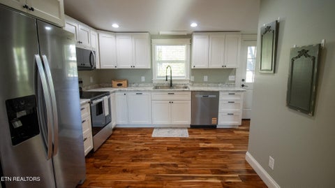 Tiny photo for 321 S Park Ave, Morristown, TN 37813 (MLS # 1359859)