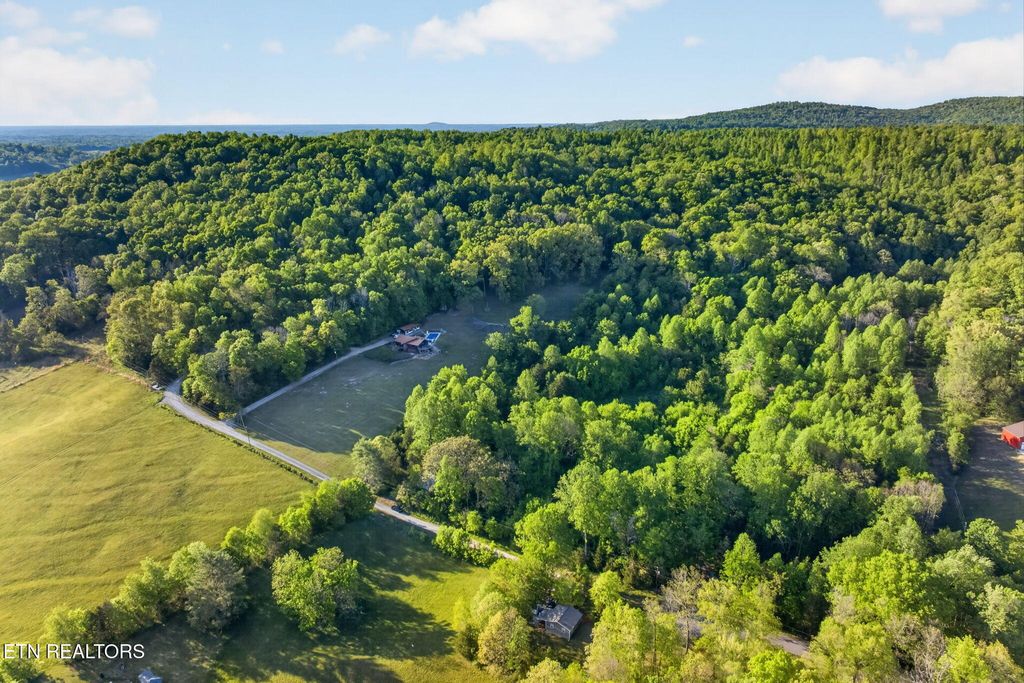 Photo of 23 Genes Road, Sparta, TN 38583 (MLS # 1337858)