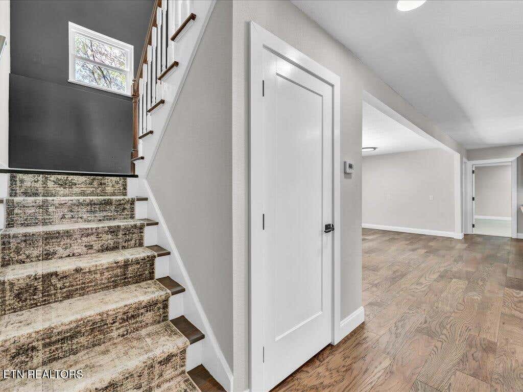 Photo of 2121 Collins St, Morristown, TN 37814 (MLS # 1298753)