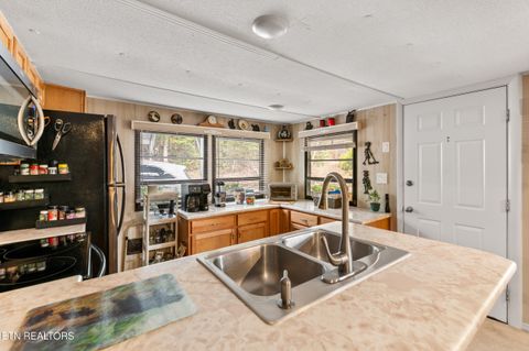 Tiny photo for 425 Autumn Lane, Gatlinburg, TN 37738 (MLS # 1328369)