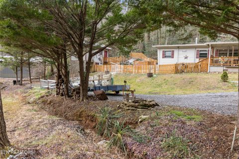 Tiny photo for 425 Autumn Lane, Gatlinburg, TN 37738 (MLS # 1328369)