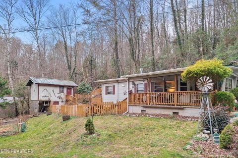 Tiny photo for 425 Autumn Lane, Gatlinburg, TN 37738 (MLS # 1328369)
