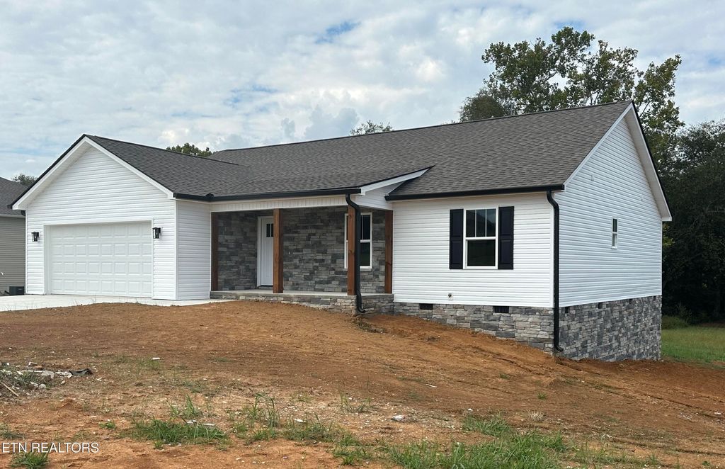 Photo of 114 Old Hickory Circle, Madisonville, TN 37354 (MLS # 1274584)