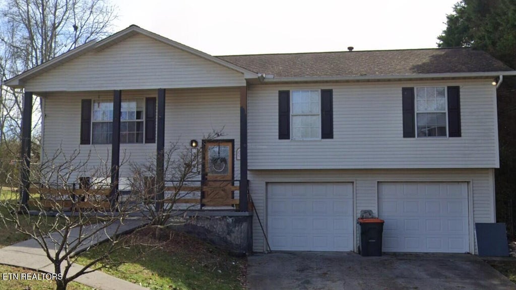 Photo of 306 High Tower Rd, Maryville, TN 37804 (MLS # 1358637)