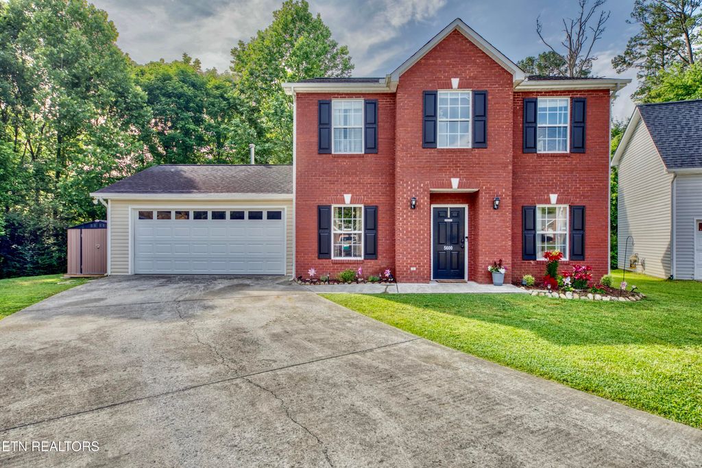 Photo of 5600 Still Meadow Lane, Knoxville, TN 37918 (MLS # 1342853)