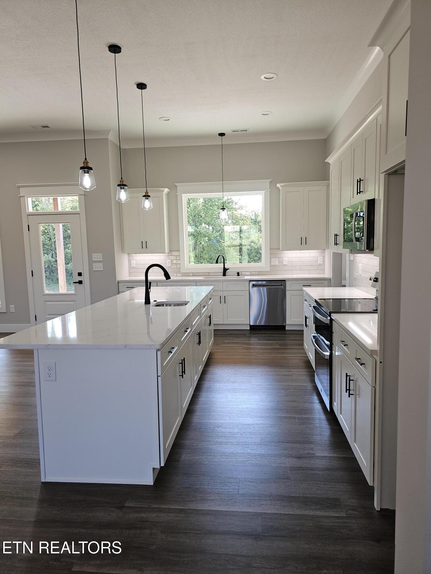 200 Sugar Maple Court