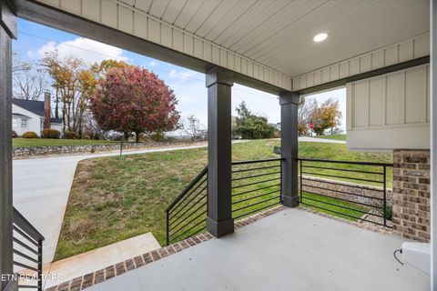 Tiny photo for 407 Hampton Way, Dandridge, TN 37725 (MLS # 1321630)