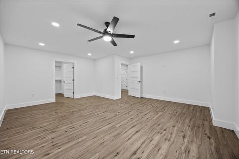 Tiny photo for 407 Hampton Way, Dandridge, TN 37725 (MLS # 1321630)