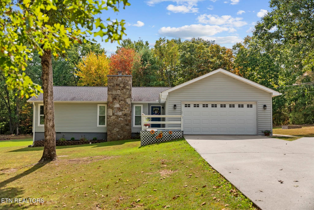 Photo of 115 Westway, Crossville, TN 38555 (MLS # 1354204)