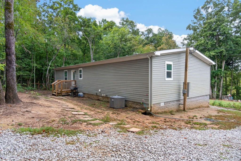 Photo of 243 Cinnamon Circle, Crossville, TN 38571 (MLS # 1356459)