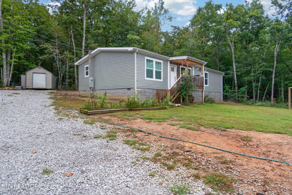 Photo of 243 Cinnamon Circle, Crossville, TN 38571 (MLS # 1356459)