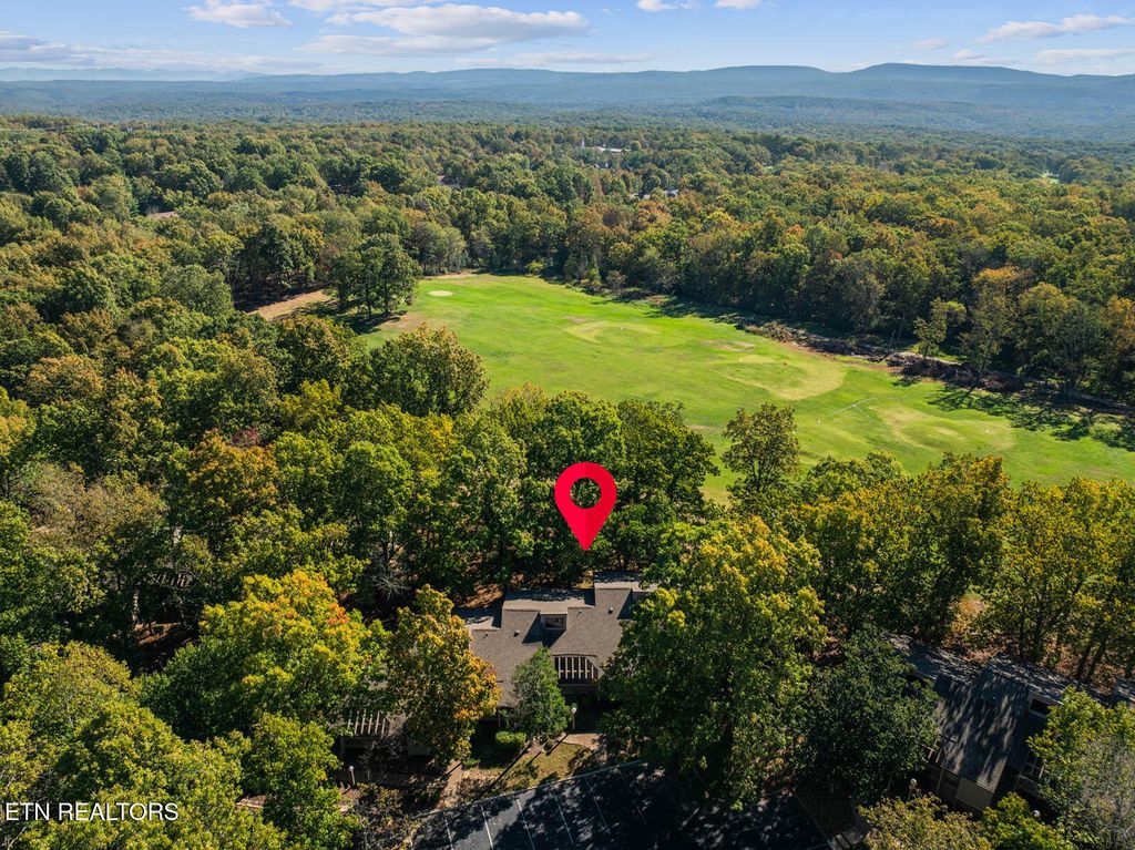 Photo of 81 Eagle Ct. Ct, Fairfield Glade, TN 38558 (MLS # 1318682)