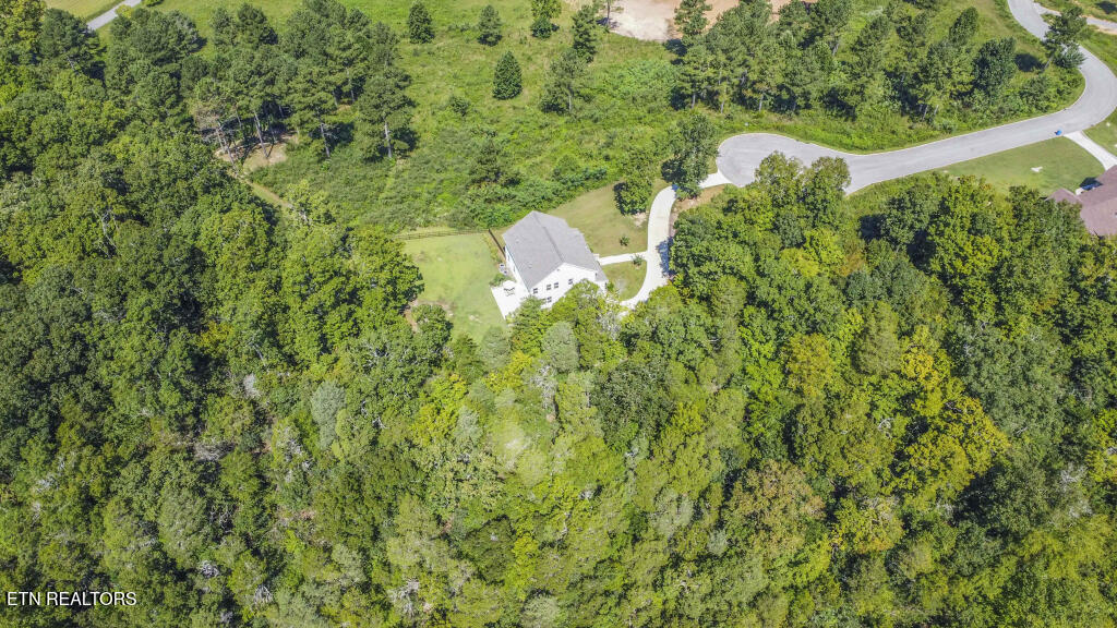 Photo of 306 Lake Ridge Drive, Loudon, TN 37774 (MLS # 1353392)