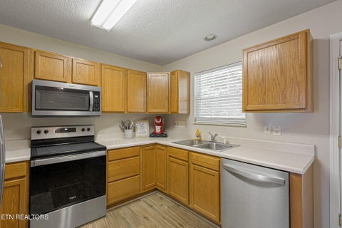 Tiny photo for 1643 Maple View Way, Knoxville, TN 37918 (MLS # 1357774)