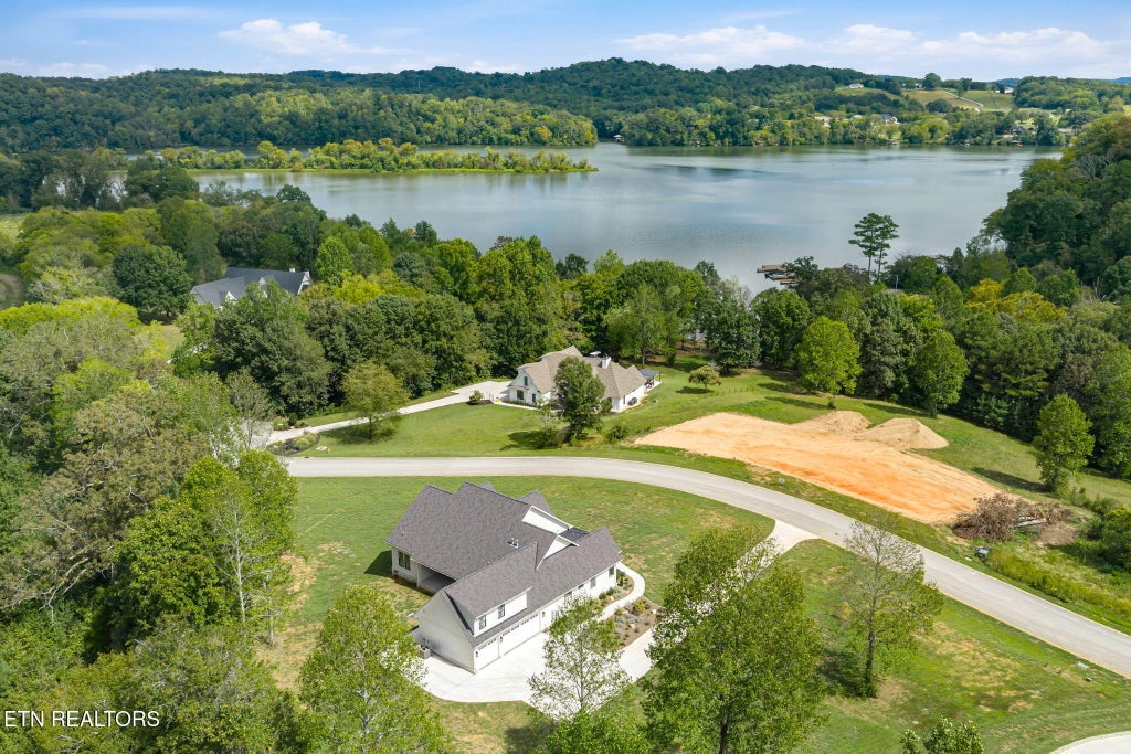 Photo of 265 Lake Ferry Drive, Loudon, TN 37774 (MLS # 1356900)