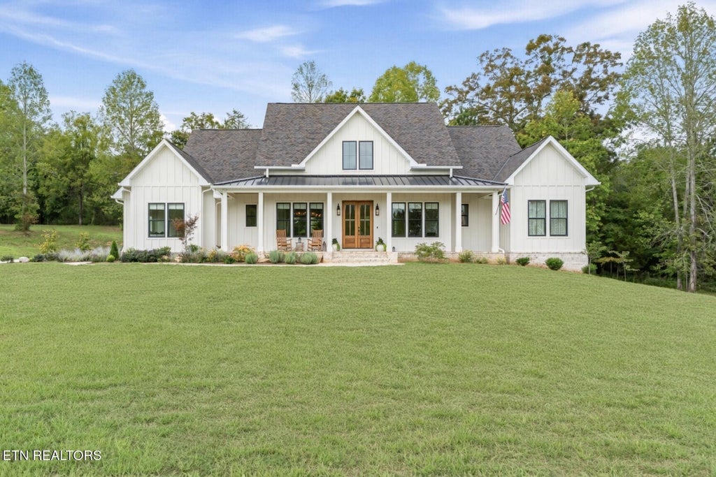Photo of 265 Lake Ferry Drive, Loudon, TN 37774 (MLS # 1356900)