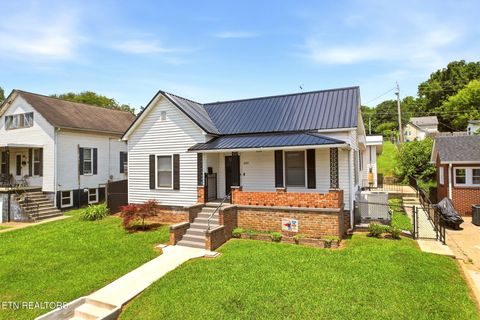 Tiny photo for 409 W 1st Ave, Lenoir City, TN 37771 (MLS # 1348043)