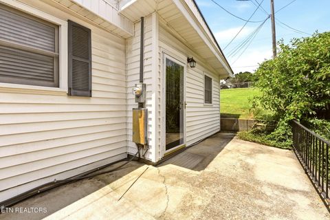 Tiny photo for 409 W 1st Ave, Lenoir City, TN 37771 (MLS # 1348043)