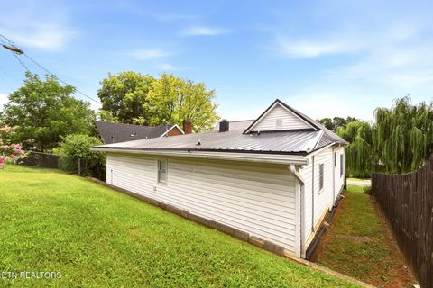 Tiny photo for 409 W 1st Ave, Lenoir City, TN 37771 (MLS # 1348043)