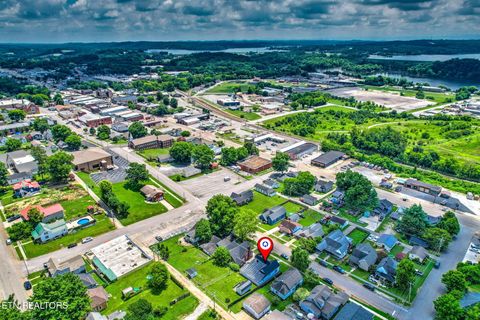 Tiny photo for 409 W 1st Ave, Lenoir City, TN 37771 (MLS # 1348043)
